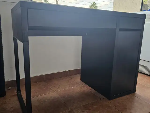 IKEA Micke desk - used, Επαρχία Λάρνακας — Λάρνακα - Σκάλα