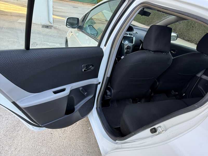 2011 Toyota Yaris 1,3L 2011 Cyprus
