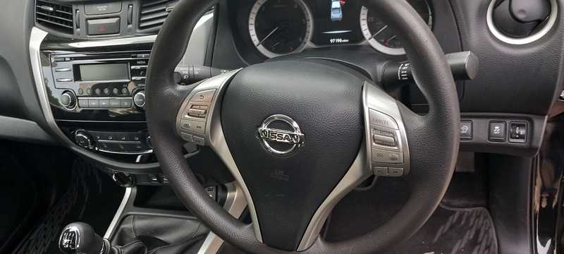 2021 Nissan Navara 2,3L 2021 Cyprus