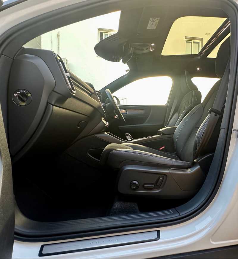 2022 Volvo XC40 2,0L 2022 Cyprus