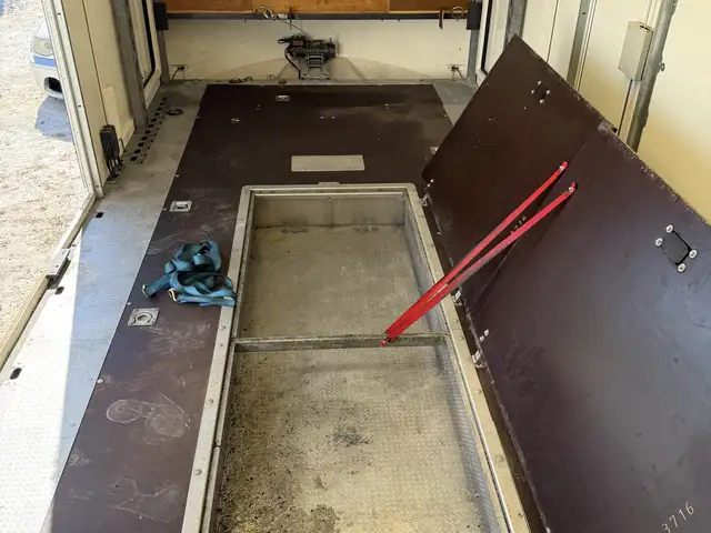 2021 brian james race transporter 6, Limassol — Pyrgos Lemesou - 3