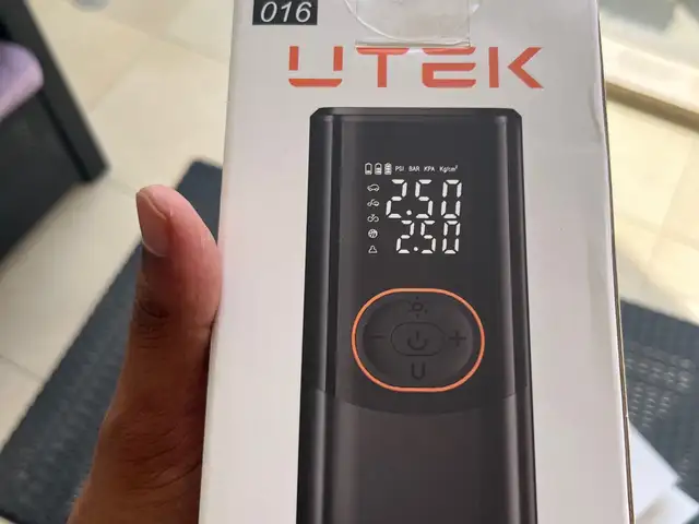 New utek 016 portable digital tyre inflator / air pump / 150 psi, Nicosia — Strovolos - Agios Dimitrios - 6