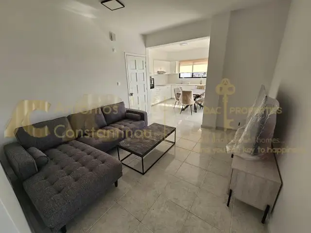  2-bedroom penthouse to rent, Limassol — Kato Polemidia