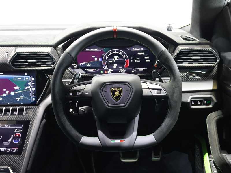 2024 Lamborghini Urus 4,0L 2024 Cyprus