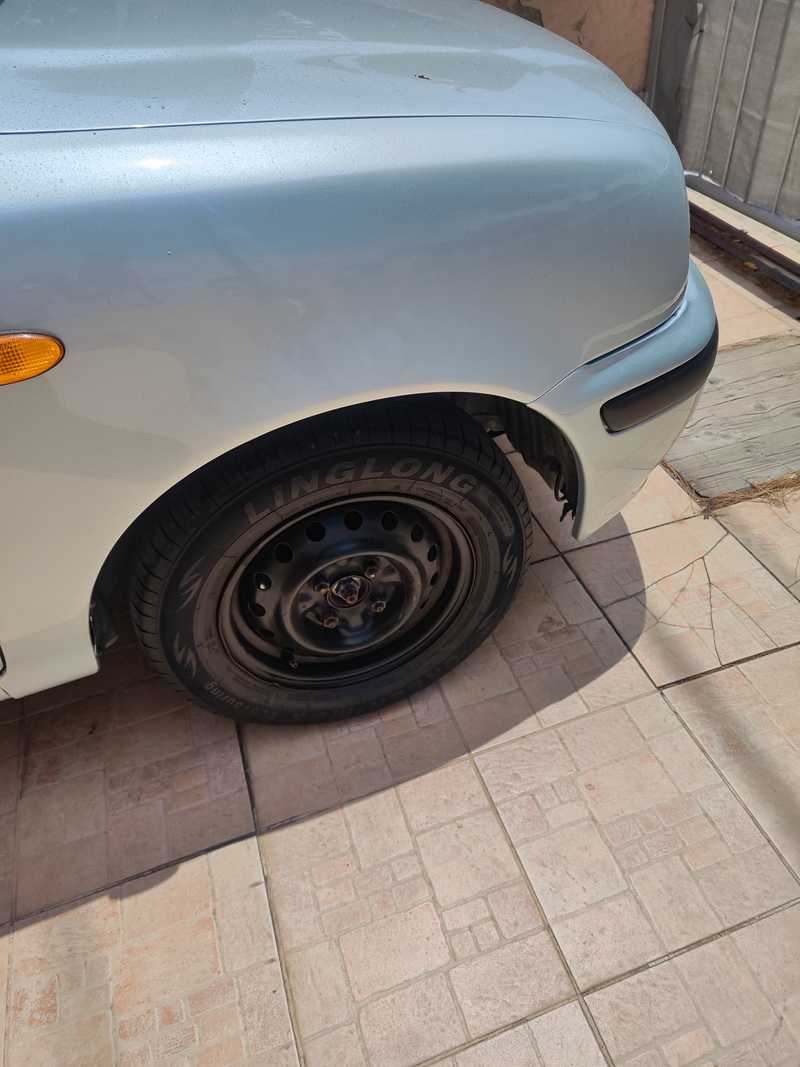 1997 Nissan March 1,0L 1997 Cyprus