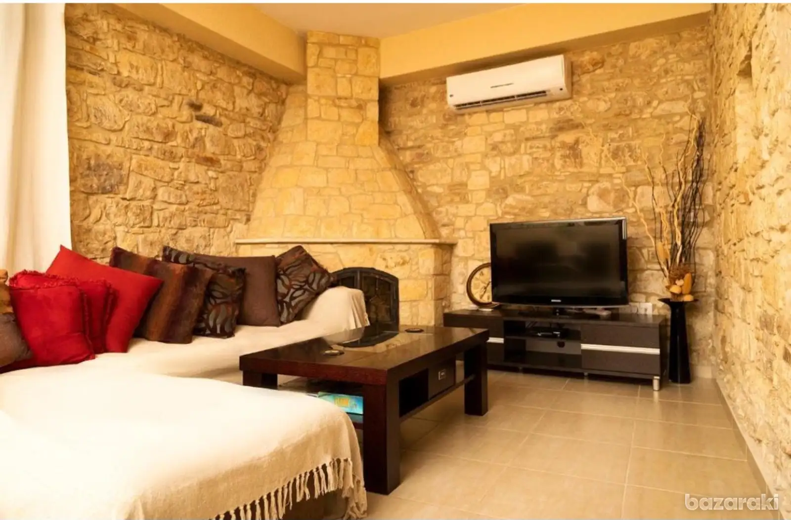 House, 3 bedrooms — 10