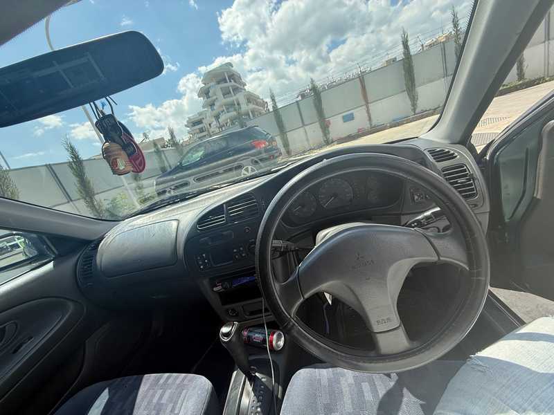 Mitsubishi Lancer 1,5L 1998