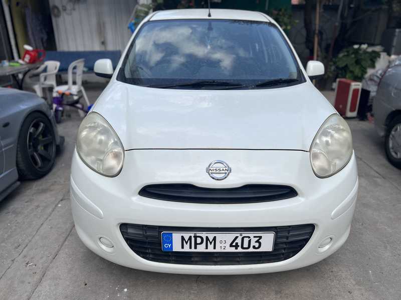 Nissan March 1,2L 2012