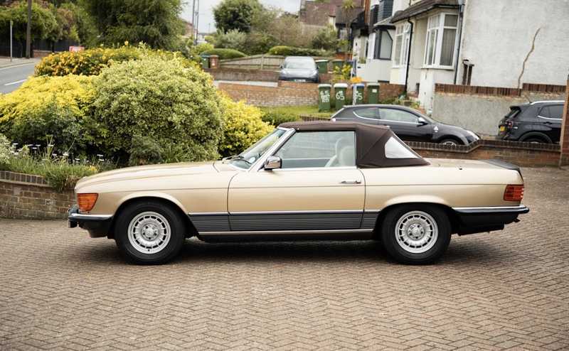 1985 Mercedes-Benz SL-Class 5,0L 1985 Cyprus