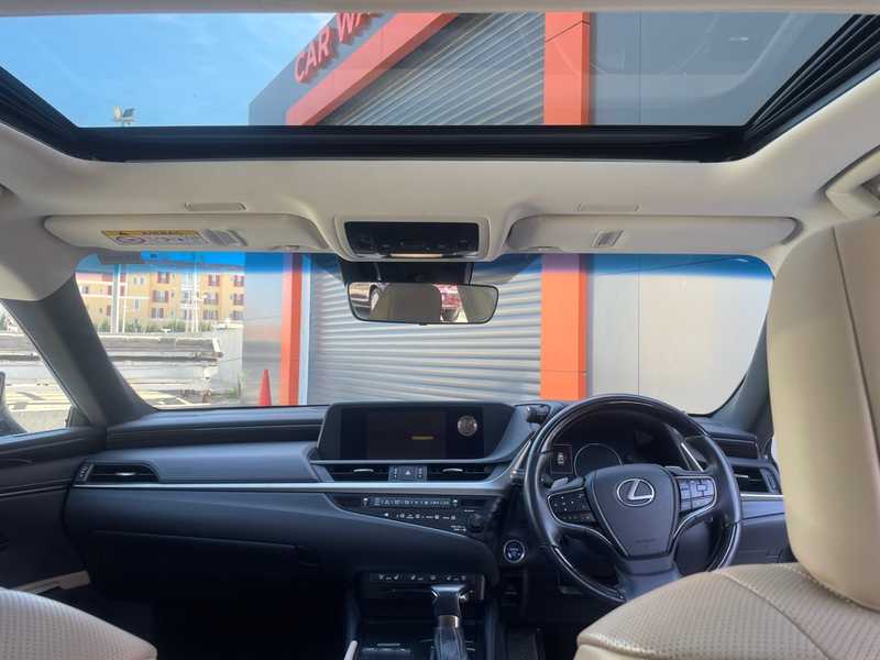 2019 Lexus ES300h 2,5L 2019 Cyprus