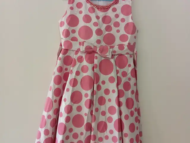 Elegant Pink Dress, Limassol — Agios Athanasios