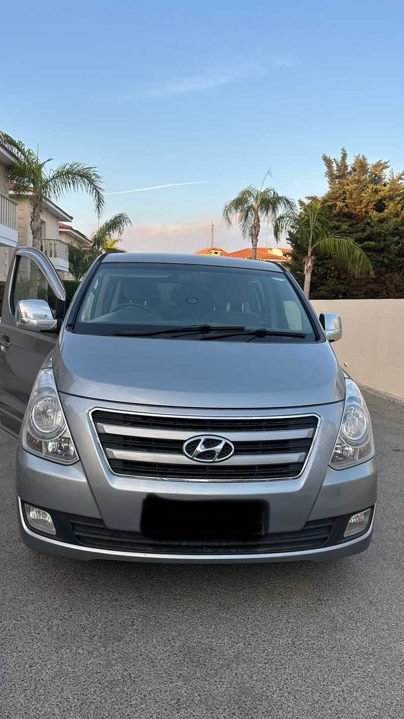 2016 Hyundai i800 2,5L 2016 Cyprus