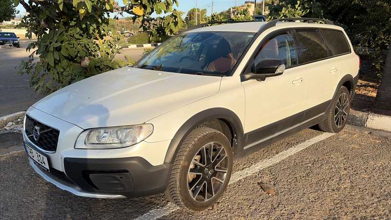 2016 Volvo XC70 2,0L 2016 Cyprus