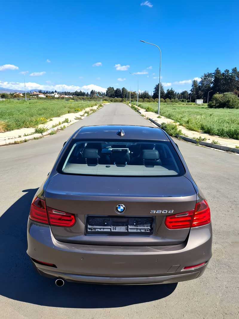 2013 BMW 3-Series 2,0L 2013 Cyprus