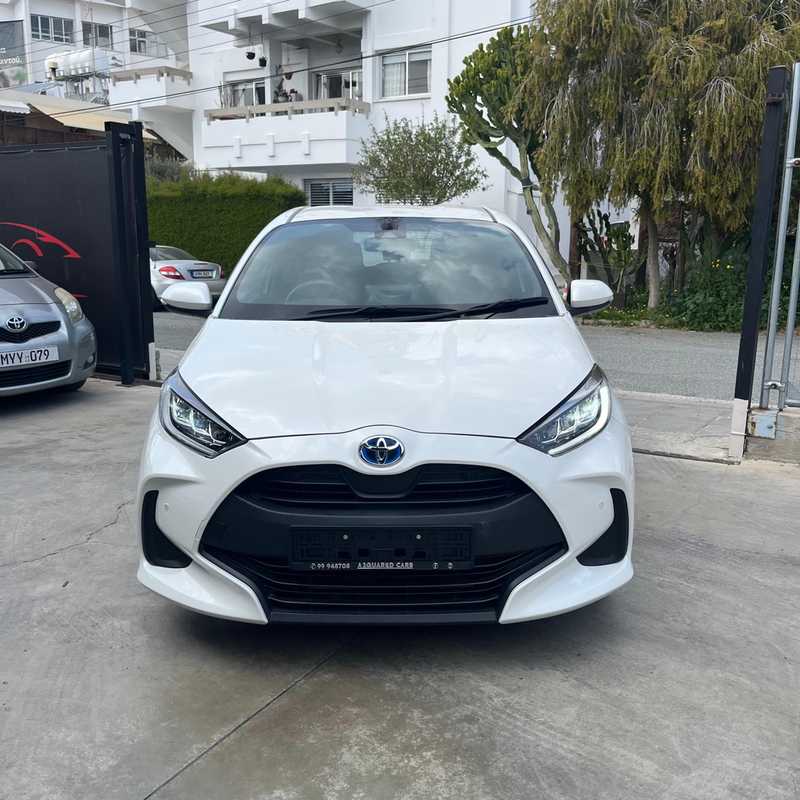 2022 Toyota Yaris 1,5L 2022 Cyprus