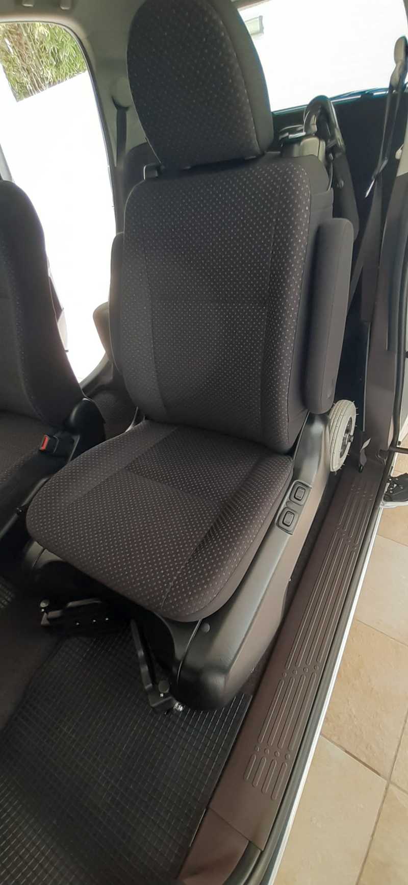 2017 Toyota Porte 1,5L 2017 Cyprus
