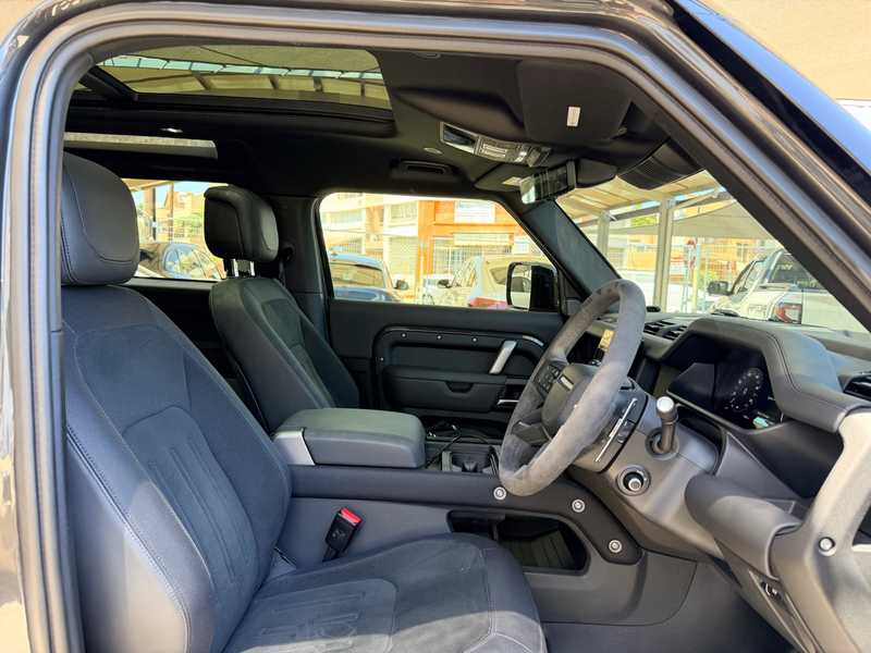2023 Land Rover Defender 5,0L 2023 Cyprus
