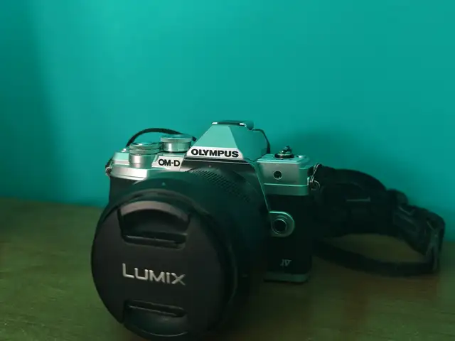 Olympus omd em10 mark iv with lumix 12-60 lens, Larnaca — Larnaka - Finikoudes