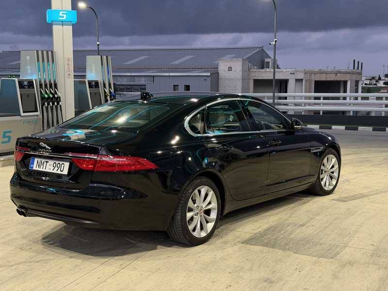 2016 Jaguar XF 2,0L 2016 Cyprus