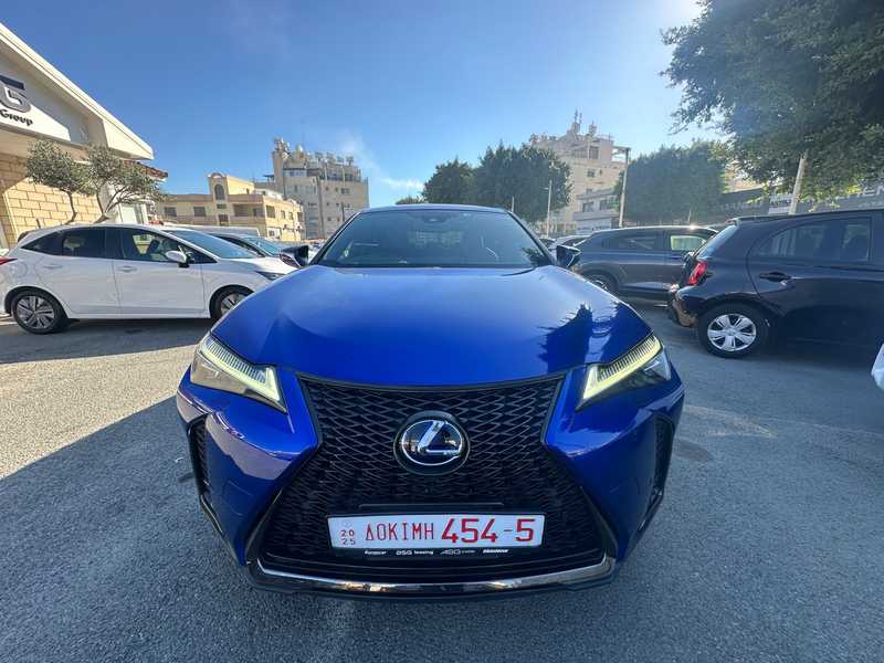 Lexus UX 2,0L 2022