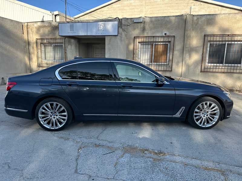 2016 BMW 7-Series 3,0L 2016 Cyprus