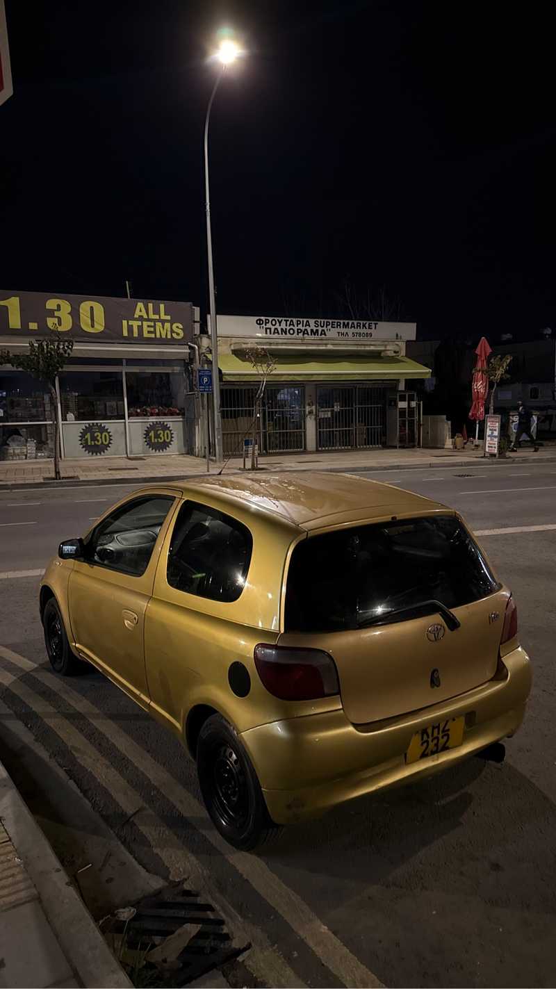 Toyota Vitz 1,0L 2000