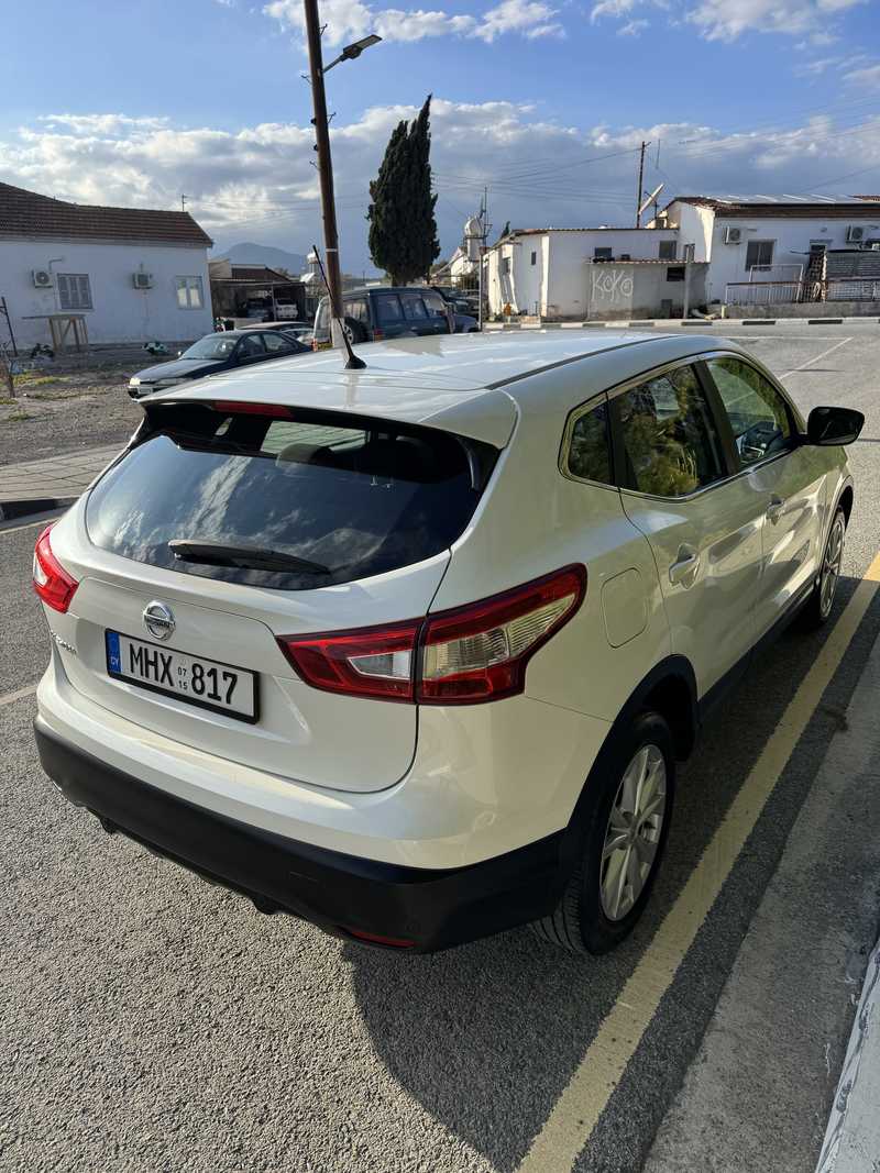 2015 Nissan Qashqai 1,6L 2015 Cyprus