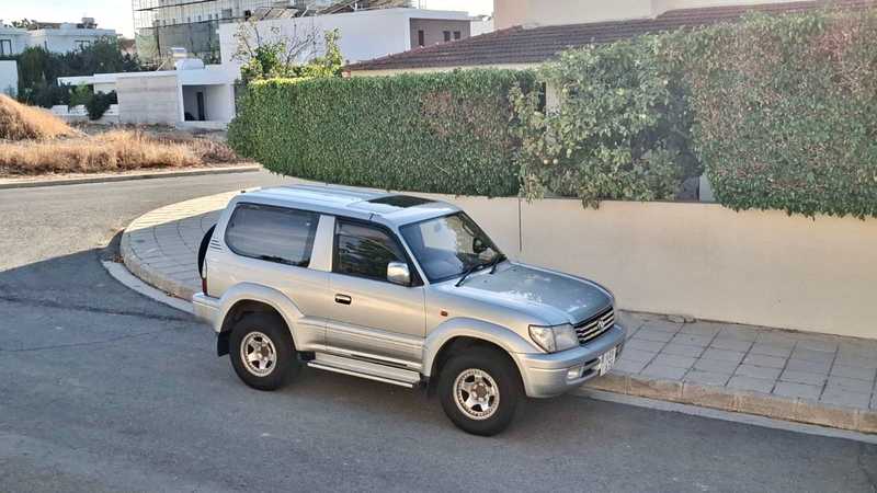2000 Toyota Land Cruiser Prado 3,0L 2000 Cyprus