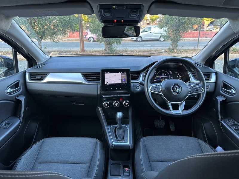 2022 Renault Captur 1,6L 2022 Cyprus