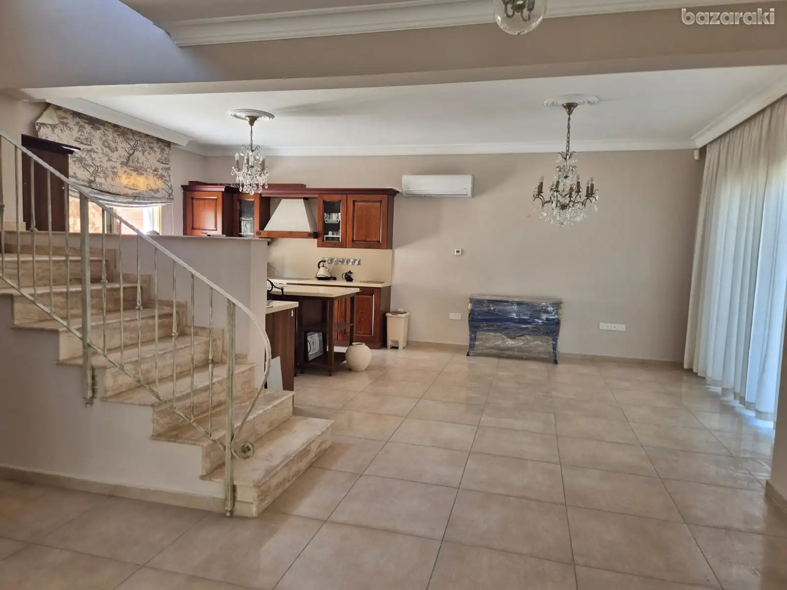 House, 3 bedrooms — 2