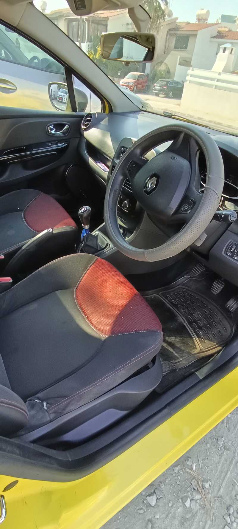 2013 Renault Clio 1,2L 2013 Cyprus