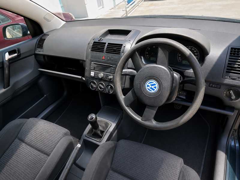 2002 Volkswagen Polo 1,4L 2002 Cyprus