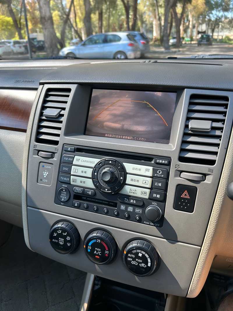 2005 Nissan Tiida 1,5L 2005 Cyprus