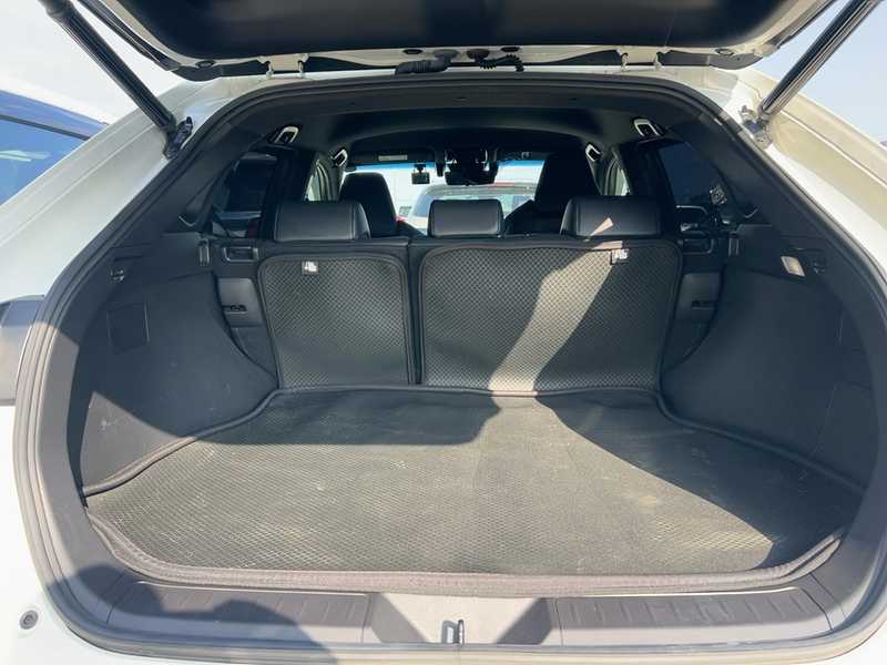 2021 Toyota Harrier 2,5L 2021 Cyprus