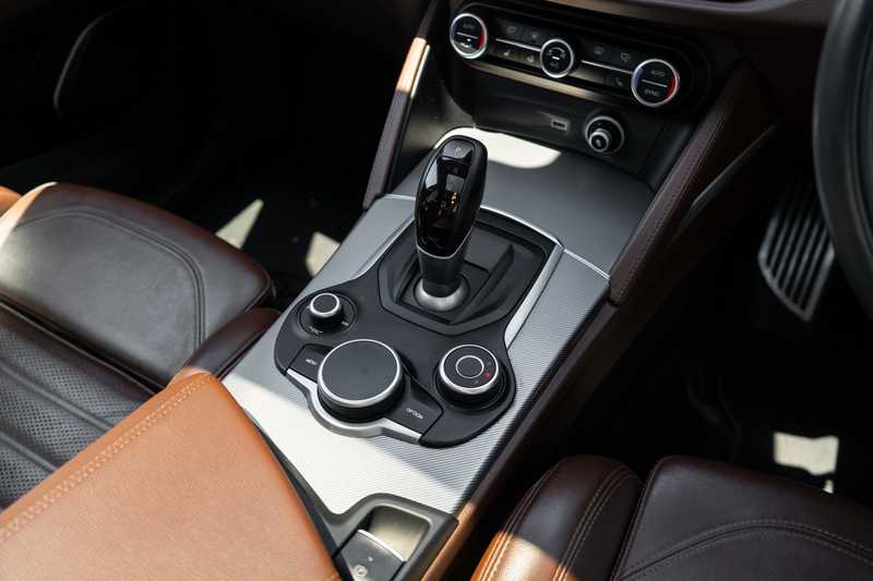 2019 Alfa Romeo Stelvio 2,2L 2019 Cyprus