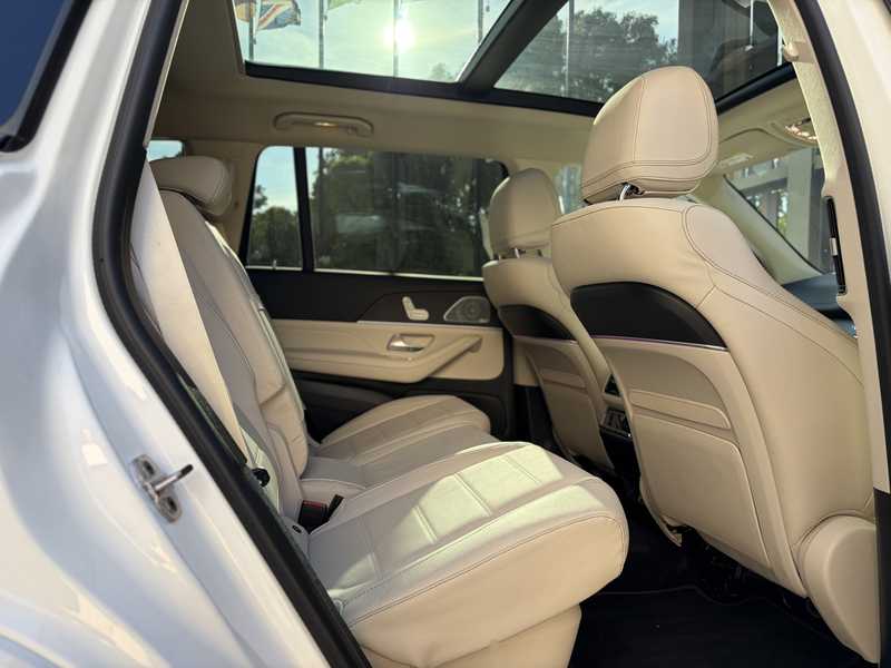 2025 Mercedes-Benz GLS-Class 3,0L 2025 Cyprus