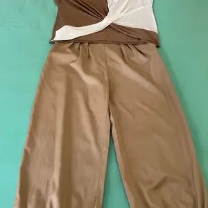 Παντελόνι + μπλούζα size xl, Επαρχία Λευκωσίας — Λευκωσία - Σοπάζ