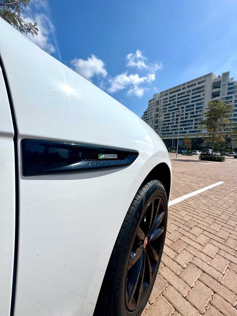 2017 Jaguar F-Pace 2,0L 2017 Cyprus