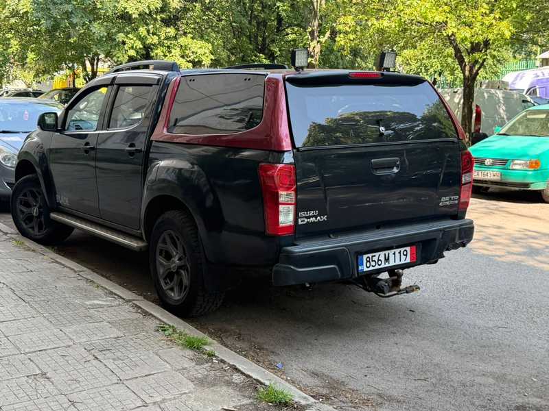 2017 Isuzu D-MAX 2,5L 2017 Cyprus