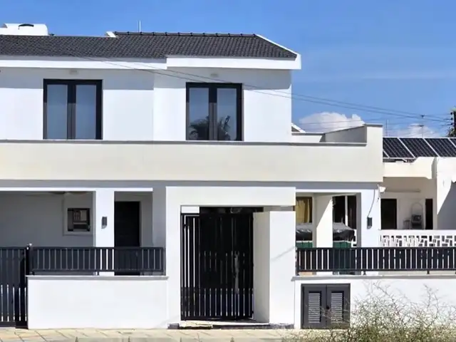 4-bedroom villa for sale, Larnaca — Oroklini Tourist Area
