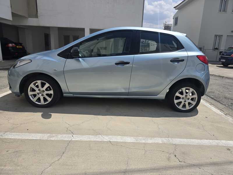 2009 Mazda Demio 1,4L 2009 Cyprus