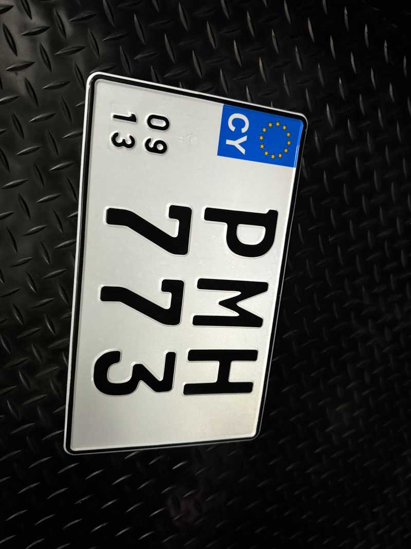 2013 Land Rover Defender 2,2L 2013 Cyprus
