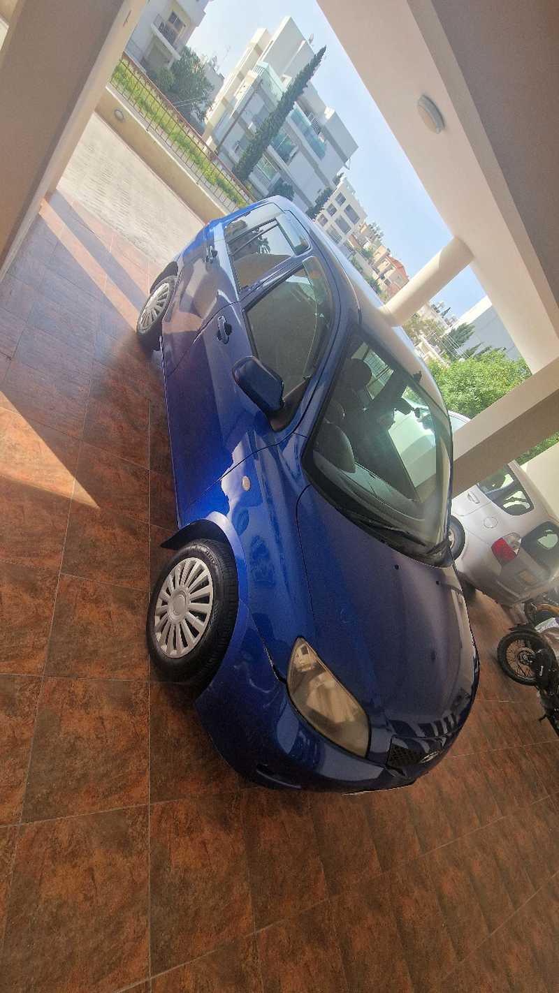 Mazda Demio 1,3L 2002
