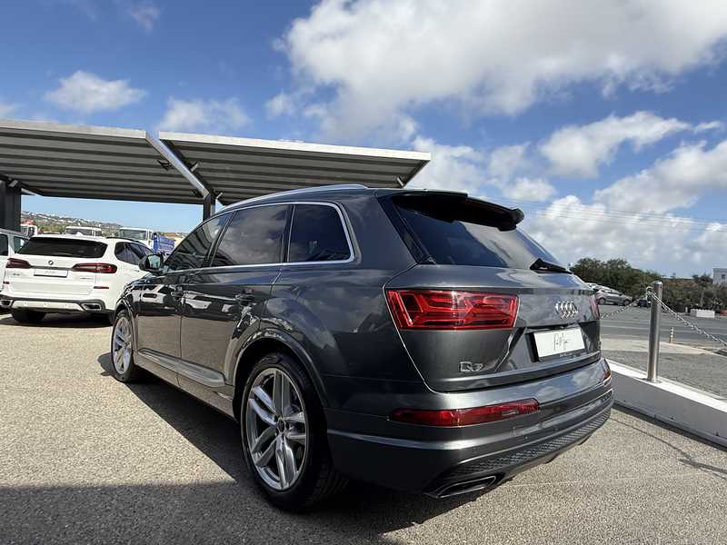 2016 Audi Q7 3,0L 2016 Cyprus