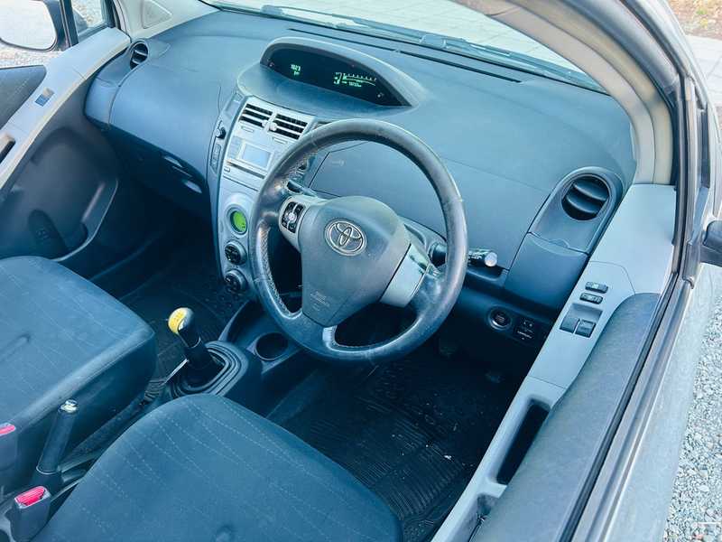 2006 Toyota Yaris 1,3L 2006 Cyprus