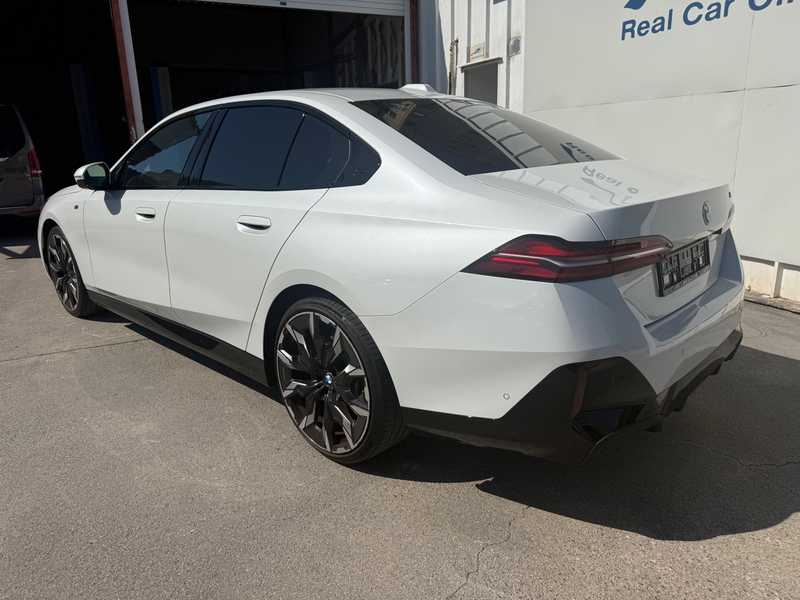2024 BMW 5-Series 2,0L 2024 Cyprus