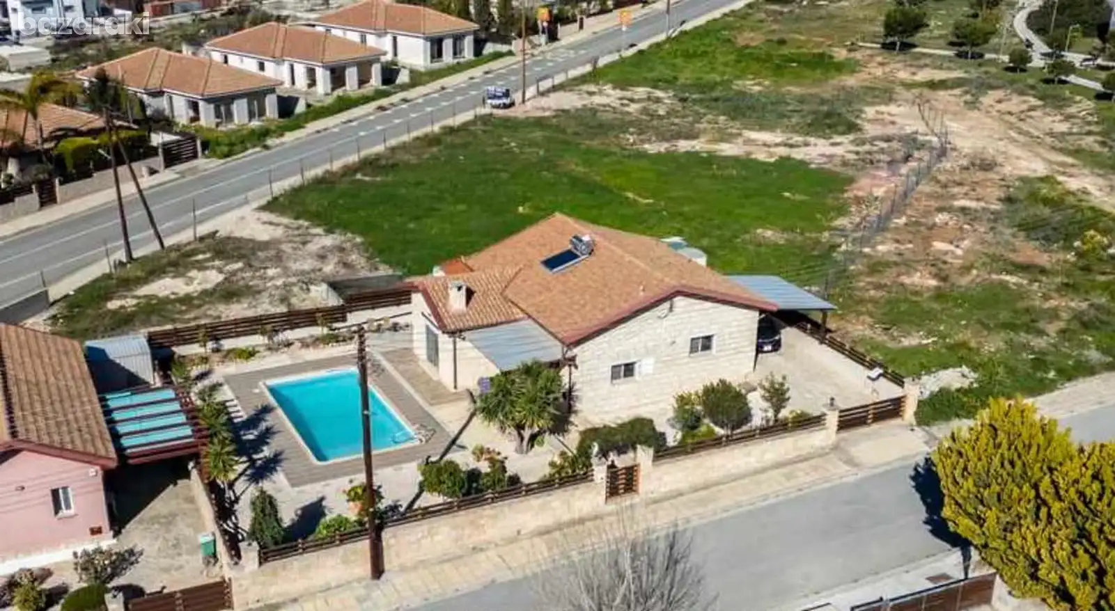House, 2 bedrooms — 7