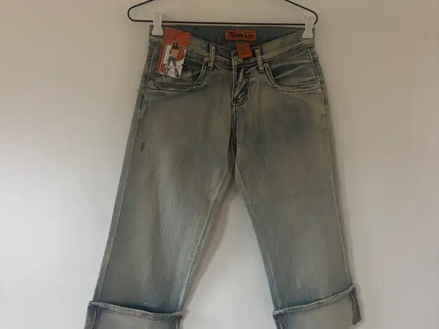 Vintage capris, Επαρχία Λάρνακας — Αραδίππου - Άγιος Φανούριος