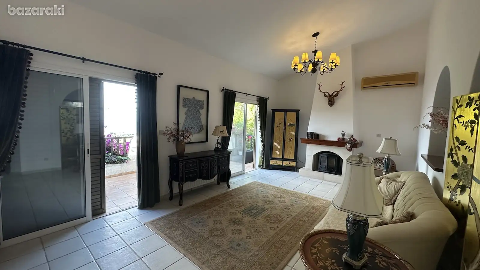 House, 5 bedrooms — 4