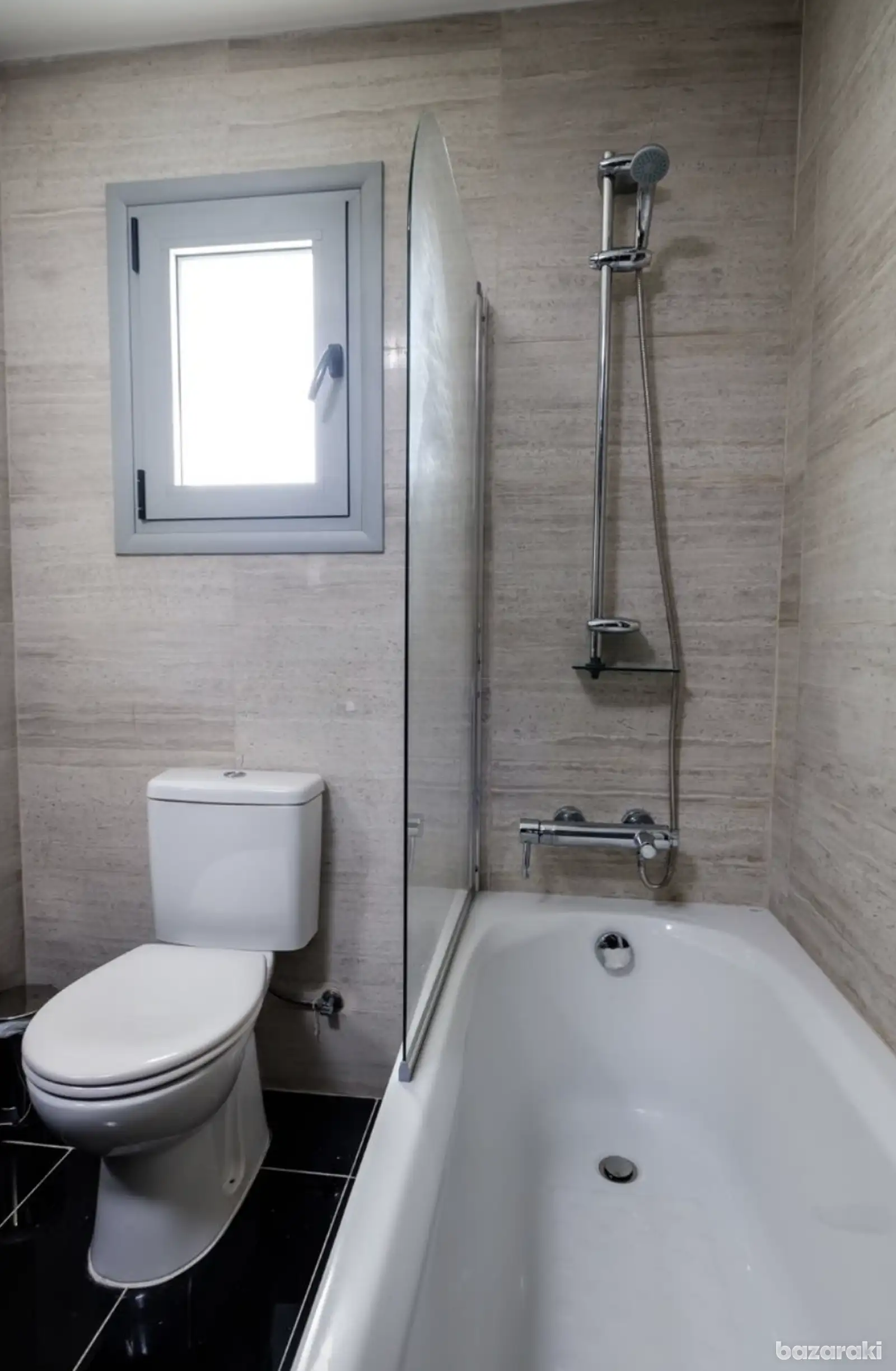 House, 3 bedrooms — 4